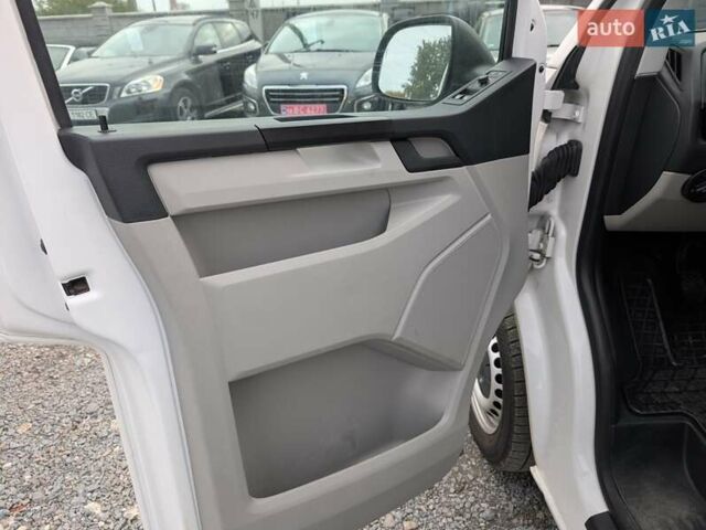 Белый Фольксваген Transporter, объемом двигателя 2 л и пробегом 278 тыс. км за 17550 $, фото 26 на Automoto.ua