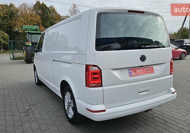 Белый Фольксваген Transporter, объемом двигателя 2 л и пробегом 290 тыс. км за 21300 $, фото 5 на Automoto.ua