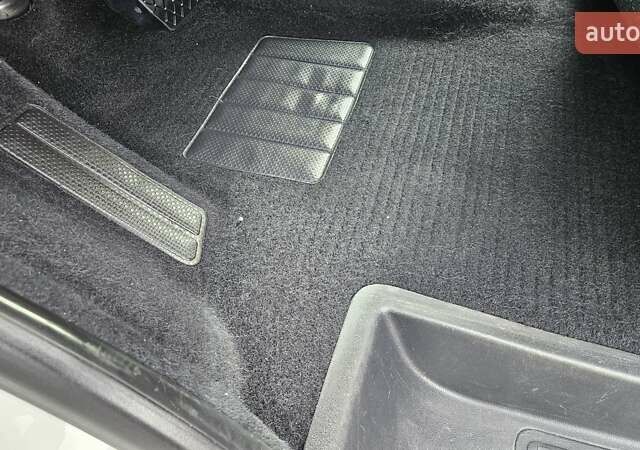 Белый Фольксваген Transporter, объемом двигателя 2 л и пробегом 290 тыс. км за 21300 $, фото 17 на Automoto.ua