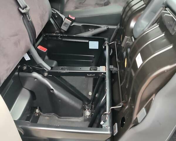 Белый Фольксваген Transporter, объемом двигателя 1.97 л и пробегом 228 тыс. км за 28000 $, фото 4 на Automoto.ua