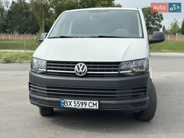 Белый Фольксваген Transporter, объемом двигателя 2 л и пробегом 230 тыс. км за 20999 $, фото 4 на Automoto.ua