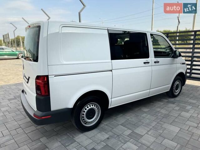 Белый Фольксваген Transporter, объемом двигателя 2 л и пробегом 190 тыс. км за 26900 $, фото 2 на Automoto.ua