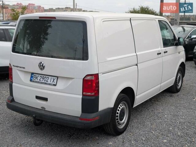 Белый Фольксваген Transporter, объемом двигателя 2 л и пробегом 278 тыс. км за 17550 $, фото 16 на Automoto.ua
