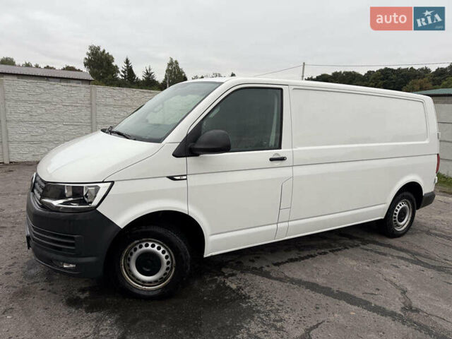 Білий Фольксваген Transporter, об'ємом двигуна 2 л та пробігом 252 тис. км за 18750 $, фото 1 на Automoto.ua