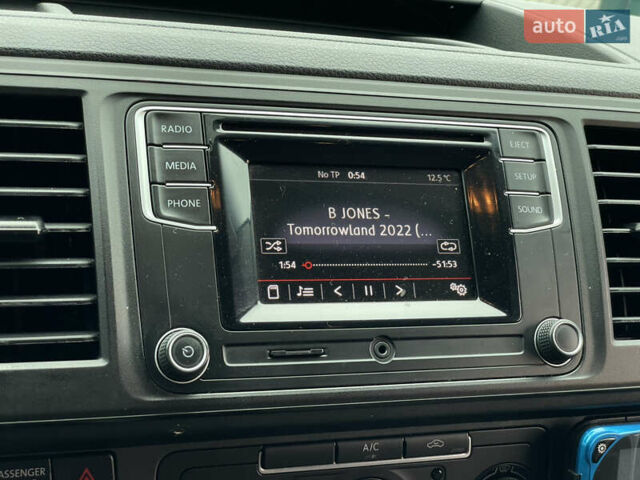Білий Фольксваген Transporter, об'ємом двигуна 2 л та пробігом 228 тис. км за 25955 $, фото 57 на Automoto.ua