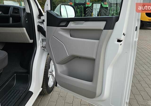Белый Фольксваген Transporter, объемом двигателя 2 л и пробегом 290 тыс. км за 21300 $, фото 31 на Automoto.ua
