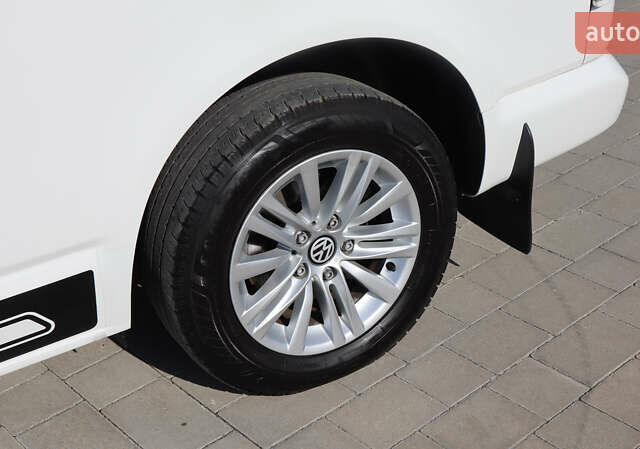 Білий Фольксваген Transporter, об'ємом двигуна 1.97 л та пробігом 225 тис. км за 27000 $, фото 51 на Automoto.ua