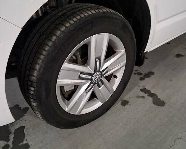 Белый Фольксваген Transporter, объемом двигателя 1.97 л и пробегом 238 тыс. км за 26999 $, фото 20 на Automoto.ua