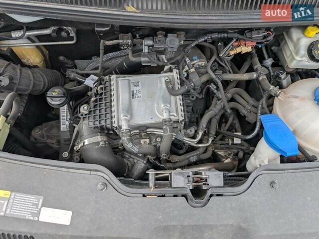 Белый Фольксваген Transporter, объемом двигателя 2 л и пробегом 278 тыс. км за 17550 $, фото 41 на Automoto.ua