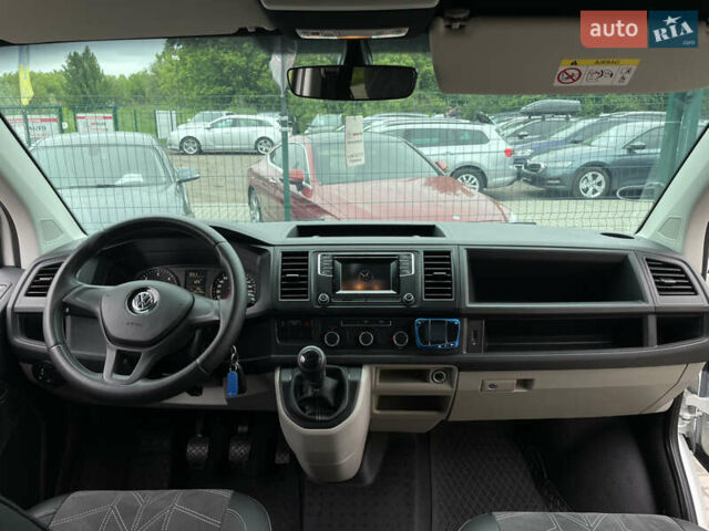 Білий Фольксваген Transporter, об'ємом двигуна 2 л та пробігом 228 тис. км за 25955 $, фото 42 на Automoto.ua