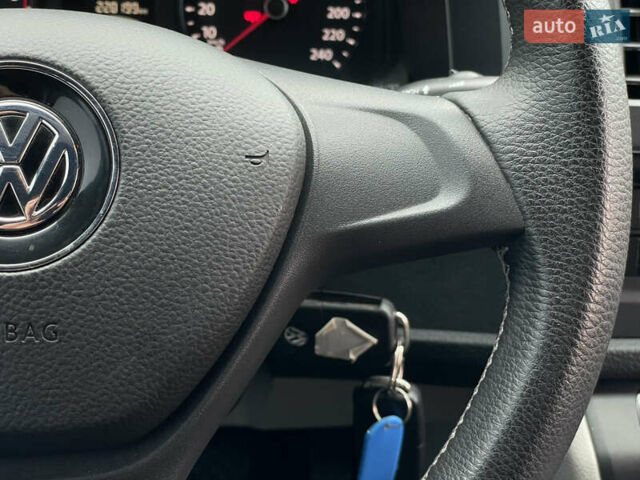 Білий Фольксваген Transporter, об'ємом двигуна 2 л та пробігом 228 тис. км за 25955 $, фото 47 на Automoto.ua