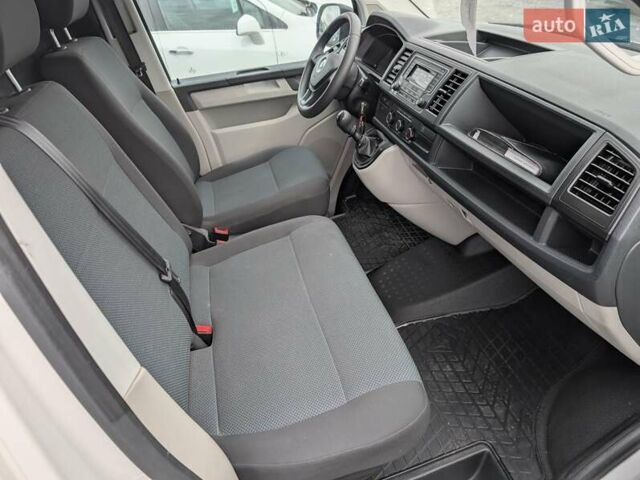 Белый Фольксваген Transporter, объемом двигателя 2 л и пробегом 278 тыс. км за 17550 $, фото 38 на Automoto.ua