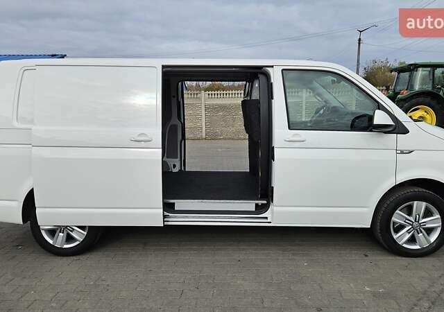 Белый Фольксваген Transporter, объемом двигателя 2 л и пробегом 290 тыс. км за 21300 $, фото 24 на Automoto.ua