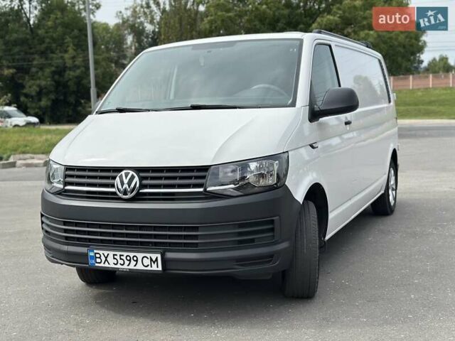 Белый Фольксваген Transporter, объемом двигателя 2 л и пробегом 230 тыс. км за 20999 $, фото 1 на Automoto.ua