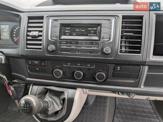 Белый Фольксваген Transporter, объемом двигателя 2 л и пробегом 278 тыс. км за 17550 $, фото 36 на Automoto.ua