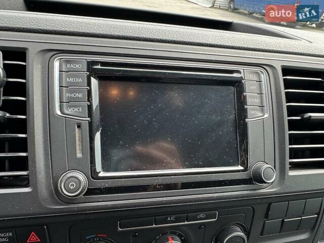 Белый Фольксваген Transporter, объемом двигателя 2 л и пробегом 230 тыс. км за 20999 $, фото 22 на Automoto.ua