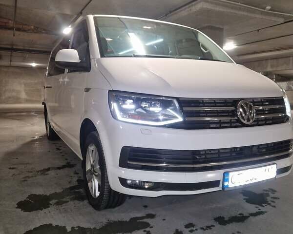 Белый Фольксваген Transporter, объемом двигателя 1.97 л и пробегом 238 тыс. км за 26999 $, фото 1 на Automoto.ua