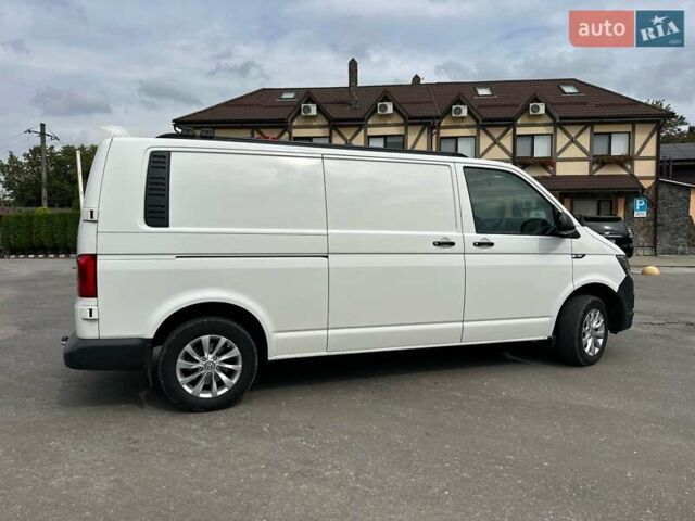 Белый Фольксваген Transporter, объемом двигателя 1.97 л и пробегом 234 тыс. км за 20500 $, фото 3 на Automoto.ua