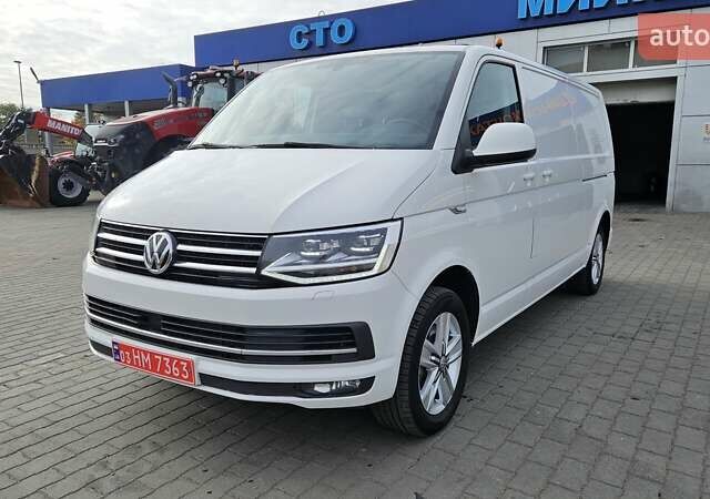Белый Фольксваген Transporter, объемом двигателя 2 л и пробегом 290 тыс. км за 21300 $, фото 2 на Automoto.ua