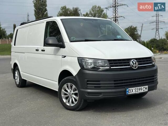 Белый Фольксваген Transporter, объемом двигателя 2 л и пробегом 230 тыс. км за 20999 $, фото 2 на Automoto.ua