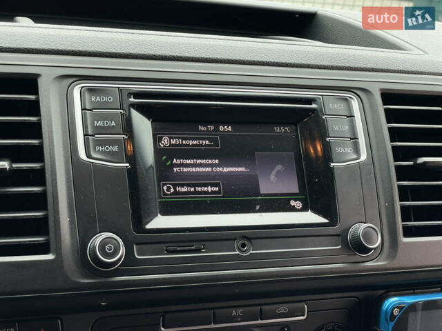 Білий Фольксваген Transporter, об'ємом двигуна 2 л та пробігом 228 тис. км за 25955 $, фото 59 на Automoto.ua