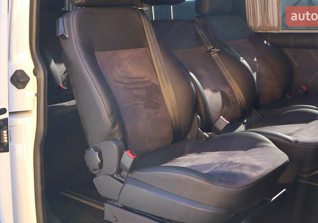 Білий Фольксваген Transporter, об'ємом двигуна 1.97 л та пробігом 225 тис. км за 27000 $, фото 41 на Automoto.ua