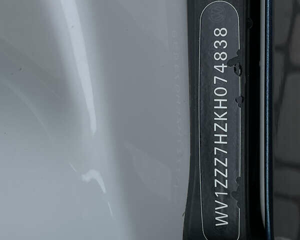 Білий Фольксваген Transporter, об'ємом двигуна 2 л та пробігом 228 тис. км за 25955 $, фото 63 на Automoto.ua