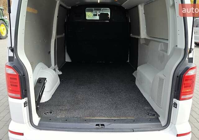 Белый Фольксваген Transporter, объемом двигателя 2 л и пробегом 290 тыс. км за 21300 $, фото 26 на Automoto.ua
