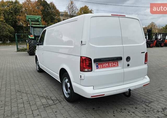 Белый Фольксваген Transporter, объемом двигателя 1.97 л и пробегом 276 тыс. км за 25550 $, фото 2 на Automoto.ua