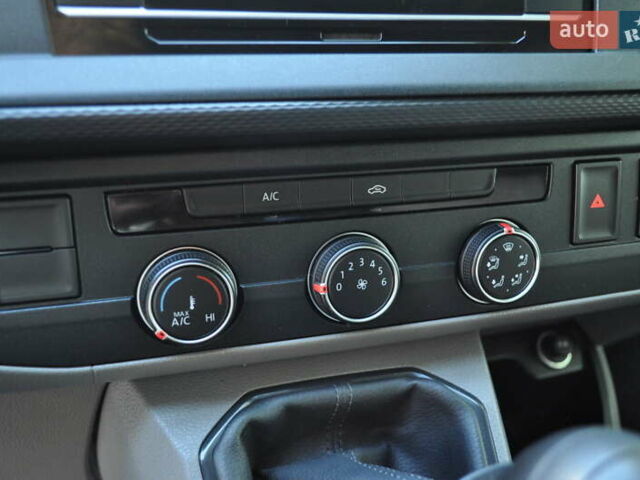 Белый Фольксваген Transporter, объемом двигателя 1.97 л и пробегом 236 тыс. км за 23500 $, фото 47 на Automoto.ua