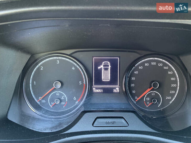 Білий Фольксваген Transporter, об'ємом двигуна 1.97 л та пробігом 159 тис. км за 26800 $, фото 18 на Automoto.ua