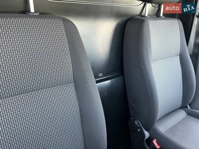 Белый Фольксваген Transporter, объемом двигателя 1.97 л и пробегом 188 тыс. км за 22000 $, фото 25 на Automoto.ua