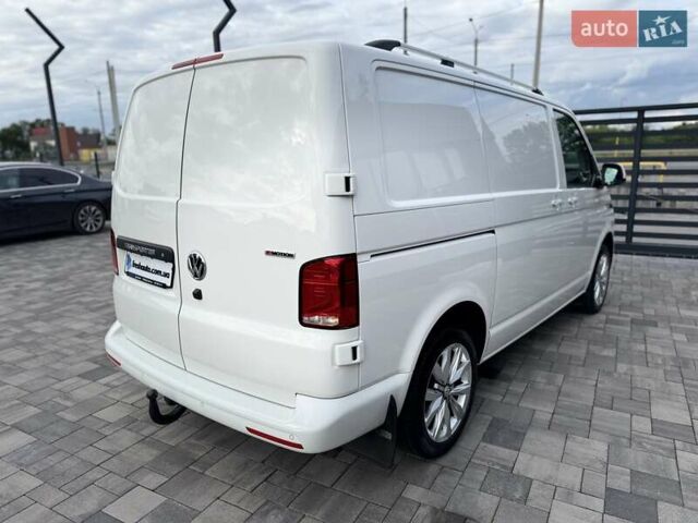 Белый Фольксваген Transporter, объемом двигателя 2 л и пробегом 153 тыс. км за 32900 $, фото 11 на Automoto.ua