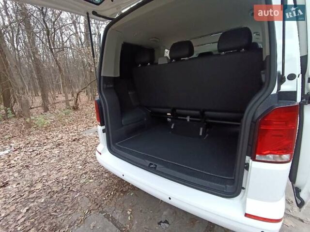 Білий Фольксваген Transporter, об'ємом двигуна 2 л та пробігом 57 тис. км за 28700 $, фото 5 на Automoto.ua