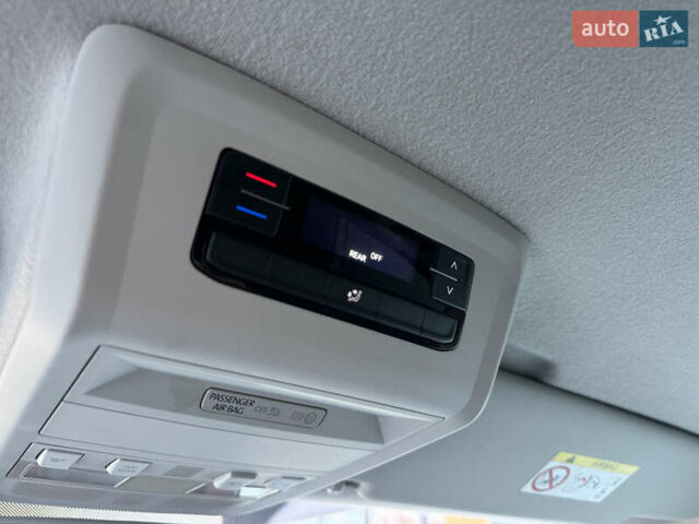 Белый Фольксваген Transporter, объемом двигателя 2 л и пробегом 300 тыс. км за 26500 $, фото 10 на Automoto.ua