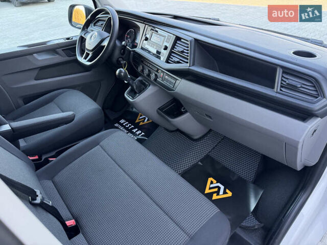 Белый Фольксваген Transporter, объемом двигателя 2 л и пробегом 300 тыс. км за 26500 $, фото 14 на Automoto.ua