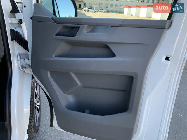 Білий Фольксваген Transporter, об'ємом двигуна 1.97 л та пробігом 159 тис. км за 26800 $, фото 25 на Automoto.ua