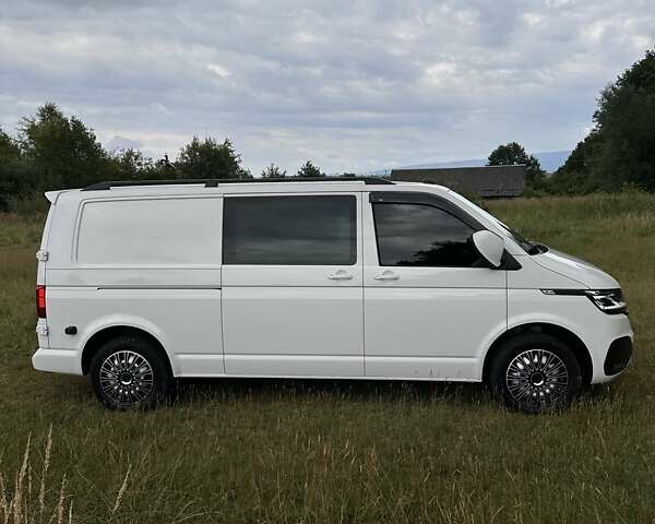 Белый Фольксваген Transporter, объемом двигателя 1.97 л и пробегом 224 тыс. км за 26500 $, фото 12 на Automoto.ua