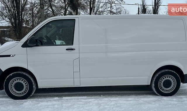 Белый Фольксваген Transporter, объемом двигателя 1.97 л и пробегом 256 тыс. км за 24800 $, фото 3 на Automoto.ua