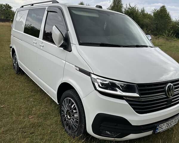 Білий Фольксваген Transporter, об'ємом двигуна 1.97 л та пробігом 224 тис. км за 27800 $, фото 2 на Automoto.ua