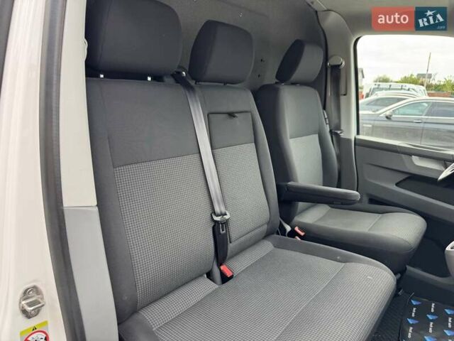 Белый Фольксваген Transporter, объемом двигателя 2 л и пробегом 153 тыс. км за 32900 $, фото 29 на Automoto.ua
