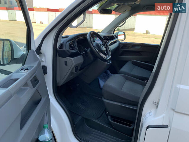 Білий Фольксваген Transporter, об'ємом двигуна 1.97 л та пробігом 159 тис. км за 26800 $, фото 16 на Automoto.ua