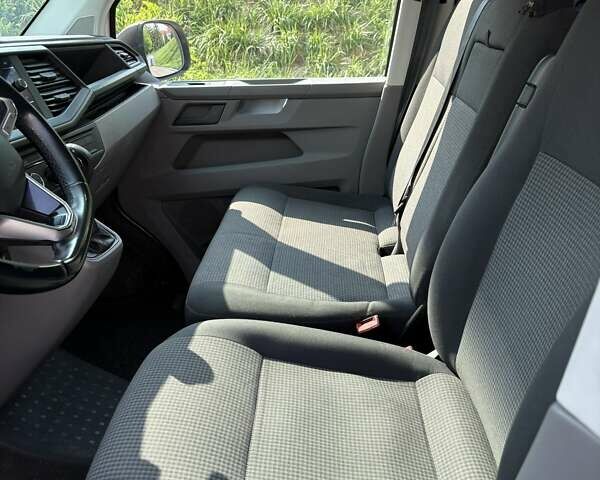 Білий Фольксваген Transporter, об'ємом двигуна 1.97 л та пробігом 270 тис. км за 22900 $, фото 13 на Automoto.ua