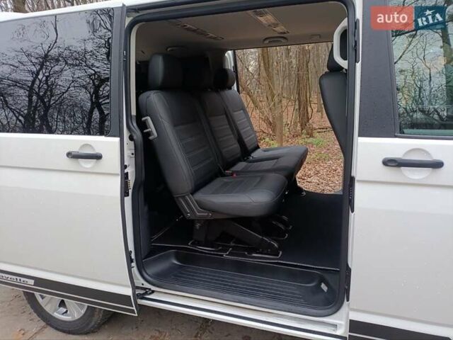 Білий Фольксваген Transporter, об'ємом двигуна 2 л та пробігом 57 тис. км за 28700 $, фото 11 на Automoto.ua