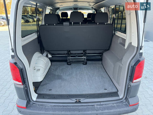 Белый Фольксваген Transporter, объемом двигателя 2 л и пробегом 300 тыс. км за 26500 $, фото 24 на Automoto.ua