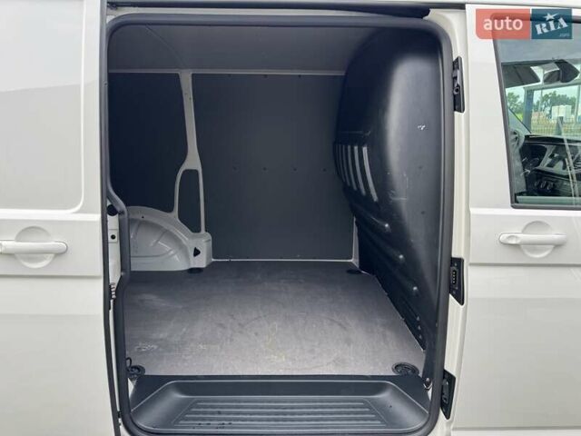 Белый Фольксваген Transporter, объемом двигателя 2 л и пробегом 153 тыс. км за 32900 $, фото 26 на Automoto.ua