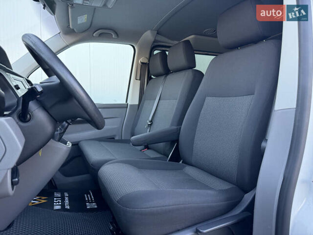 Белый Фольксваген Transporter, объемом двигателя 2 л и пробегом 300 тыс. км за 26500 $, фото 7 на Automoto.ua