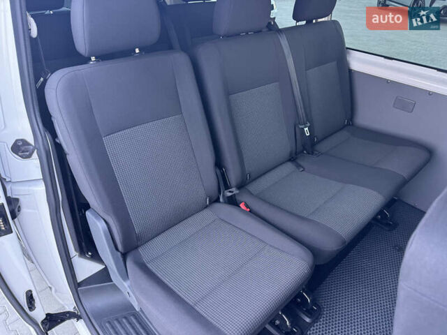 Белый Фольксваген Transporter, объемом двигателя 2 л и пробегом 300 тыс. км за 26500 $, фото 20 на Automoto.ua