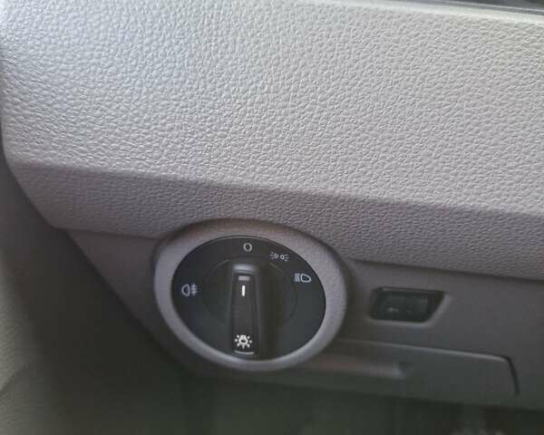 Белый Фольксваген Transporter, объемом двигателя 1.97 л и пробегом 227 тыс. км за 33700 $, фото 64 на Automoto.ua