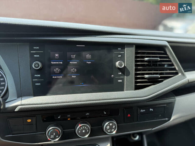 Белый Фольксваген Transporter, объемом двигателя 2 л и пробегом 194 тыс. км за 26350 $, фото 76 на Automoto.ua